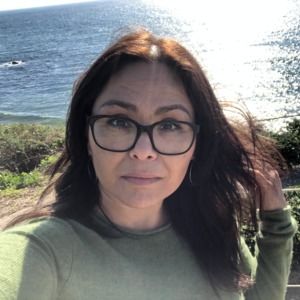 Meet your Posher, Adriana